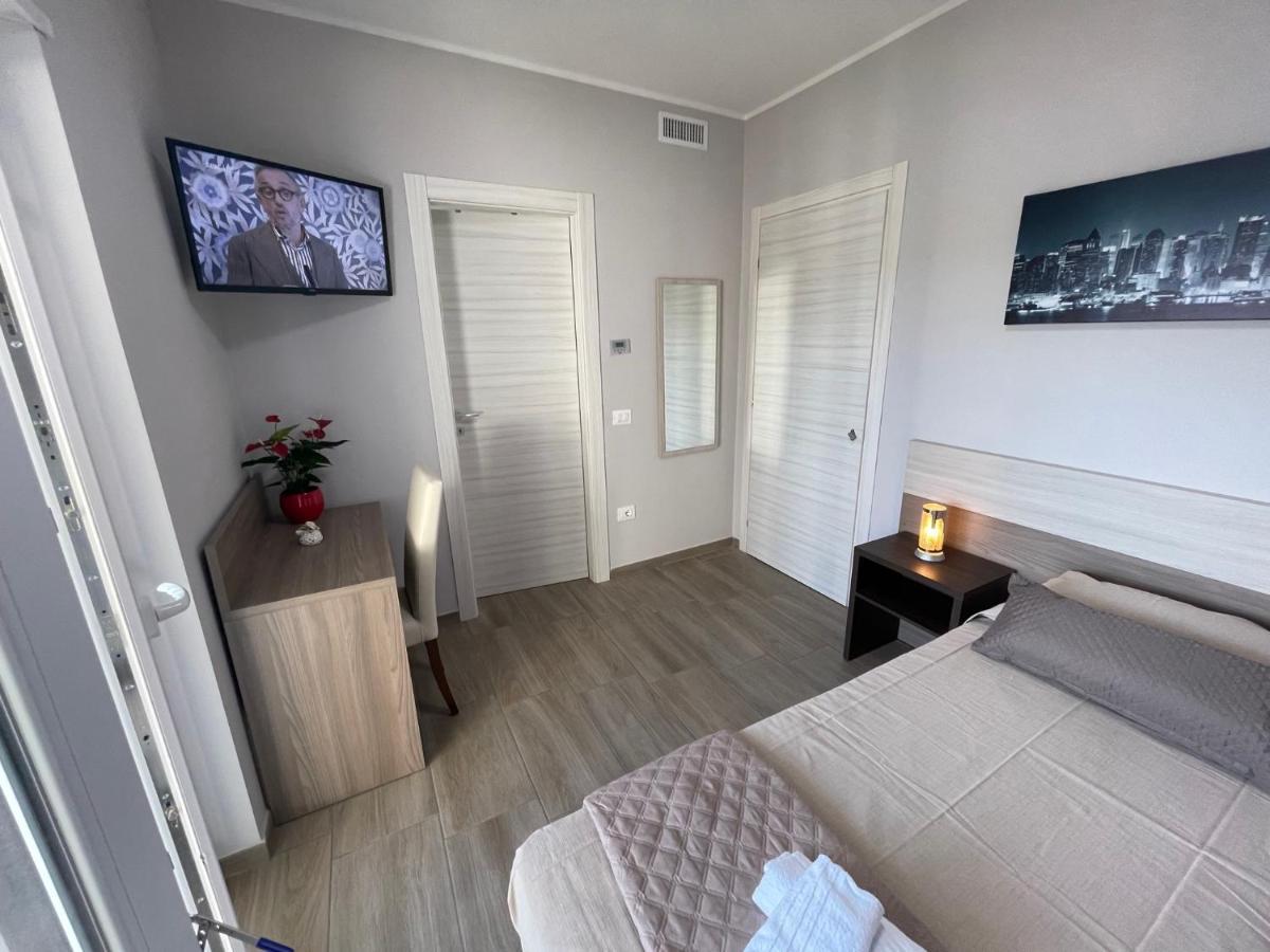 Mini B&B - Enrico Fermi Rende Zewnętrze zdjęcie